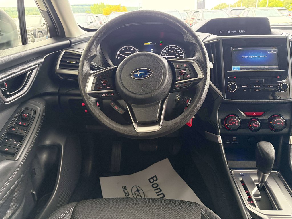 Subaru Forester  2023 à Saint-Georges, Québec - 12 - w1024h768px