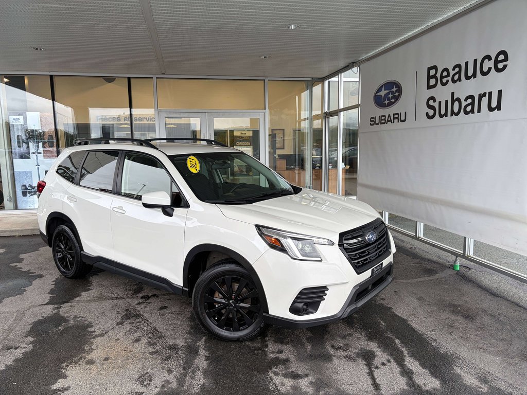 Subaru Forester  2023 à Saint-Georges, Québec - 1 - w1024h768px