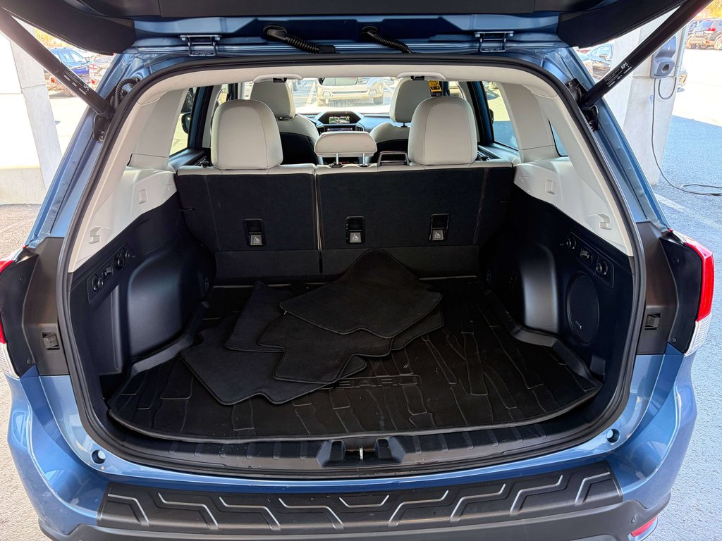 2023 Subaru Forester Limited in Saint-Georges, Quebec - 26 - w1024h768px