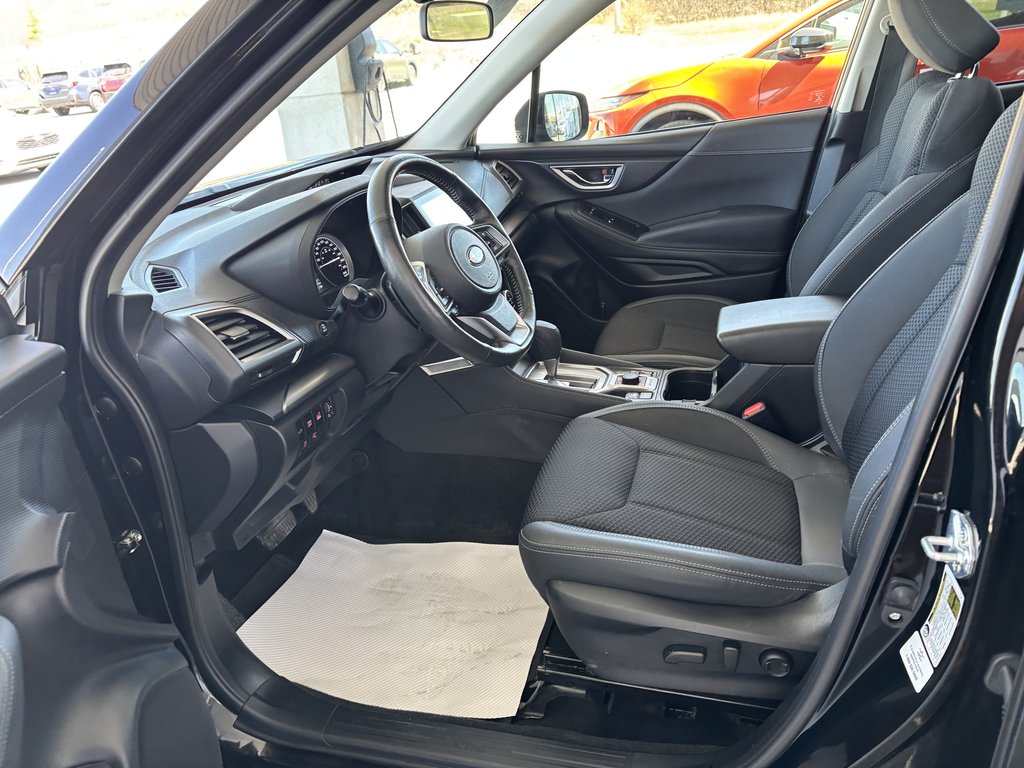 Subaru Forester Touring AWD 2024 à Saint-Georges, Québec - 12 - w1024h768px
