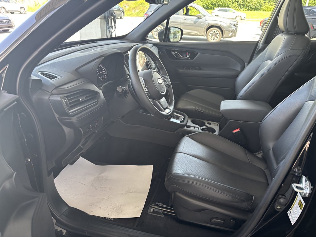 2025 Subaru Forester Limited AWD in Saint-Georges, Quebec - 12 - w1024h768px