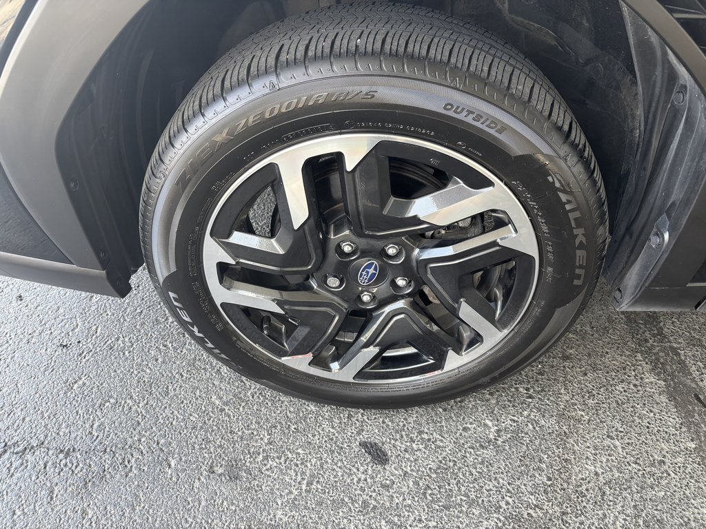 2025 Subaru Forester Limited AWD in Saint-Georges, Quebec - 10 - w1024h768px