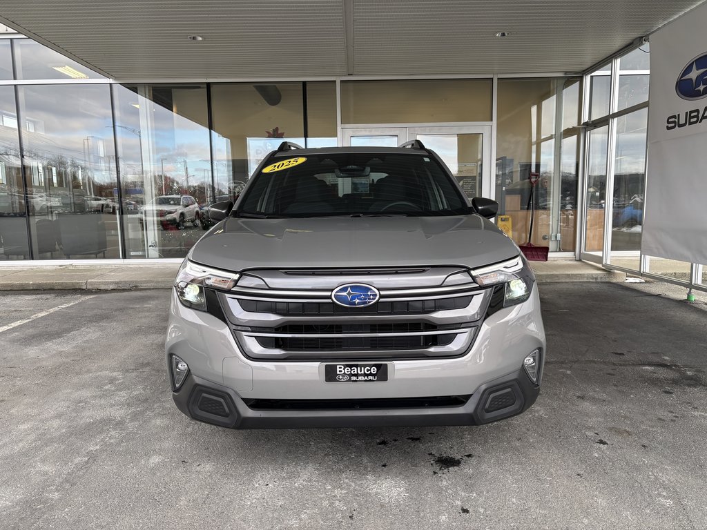 Subaru Forester Touring AWD 2025 à Saint-Georges, Québec - 9 - w1024h768px