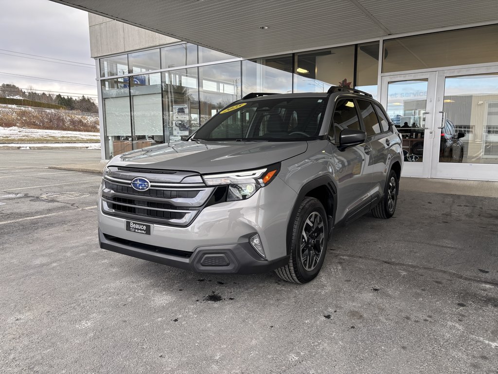 Subaru Forester Touring AWD 2025 à Saint-Georges, Québec - 8 - w1024h768px