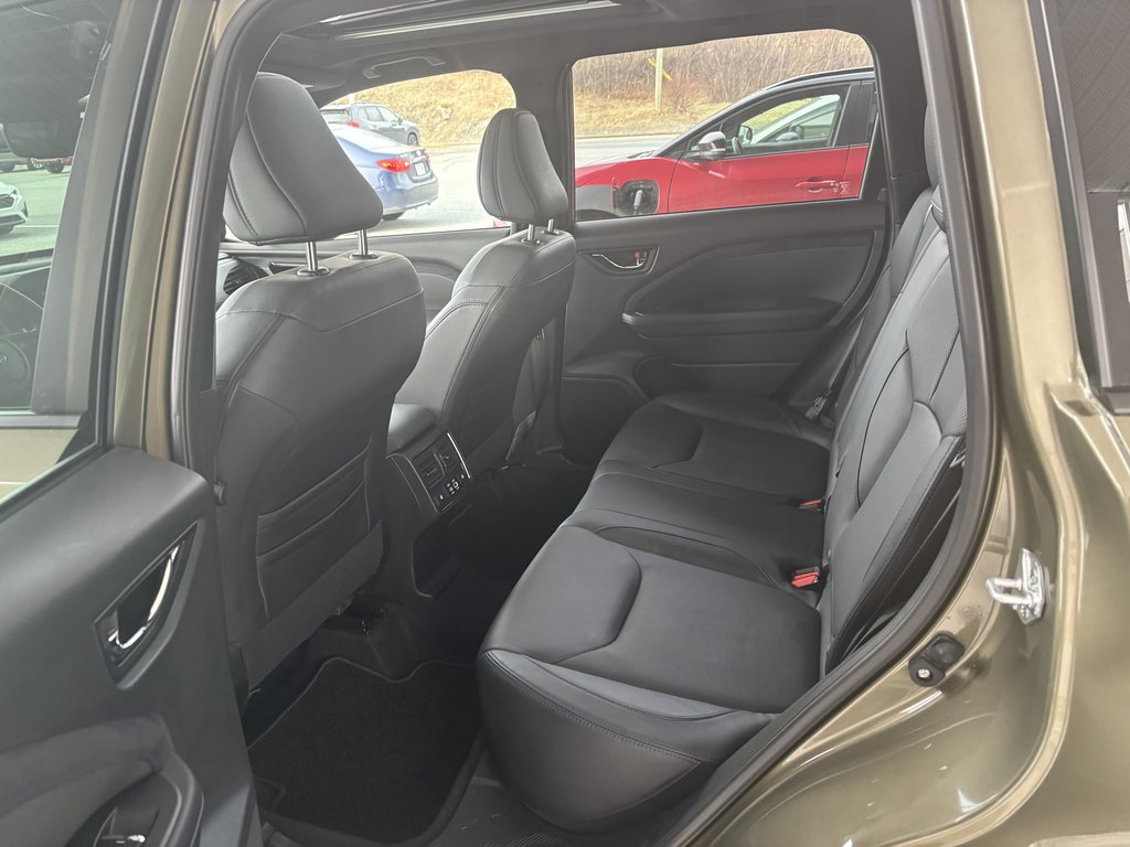 Subaru Forester Limited AWD 2025 à Saint-Georges, Québec - 23 - w1024h768px