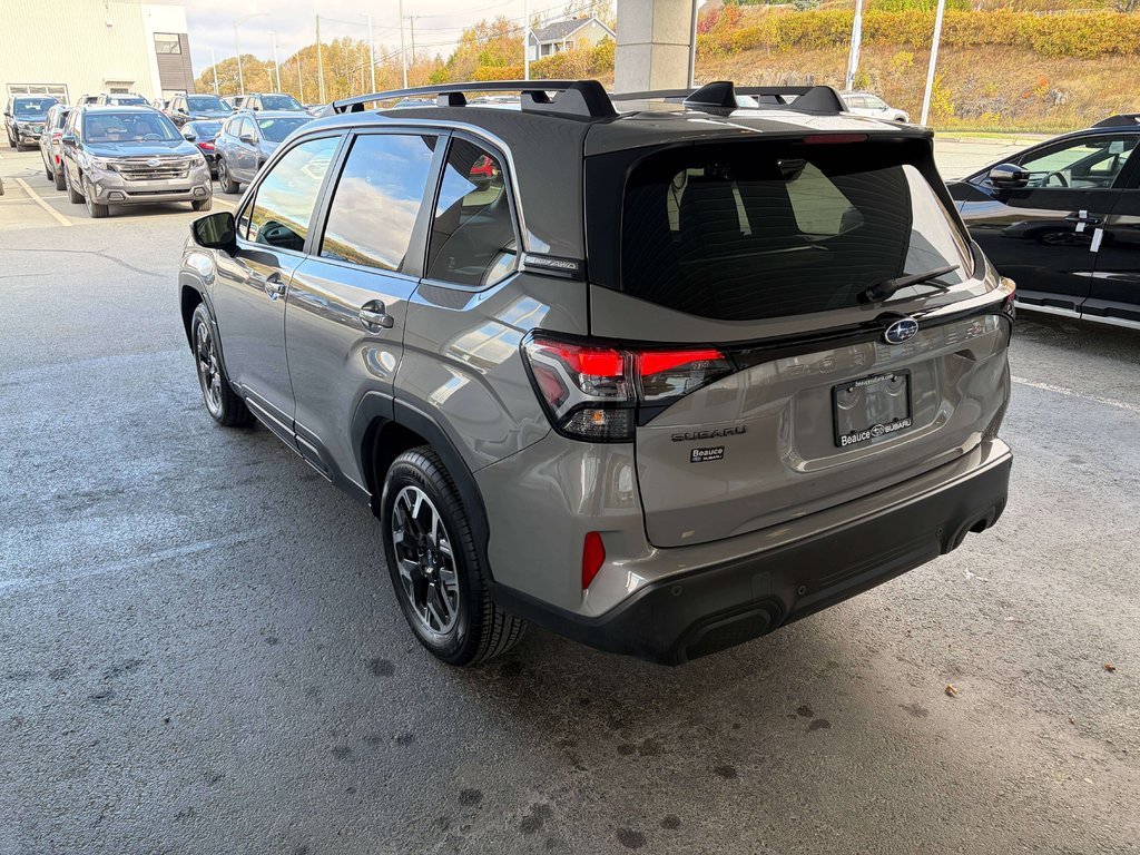 2025 Subaru Forester Touring in Saint-Georges, Quebec - 6 - w1024h768px