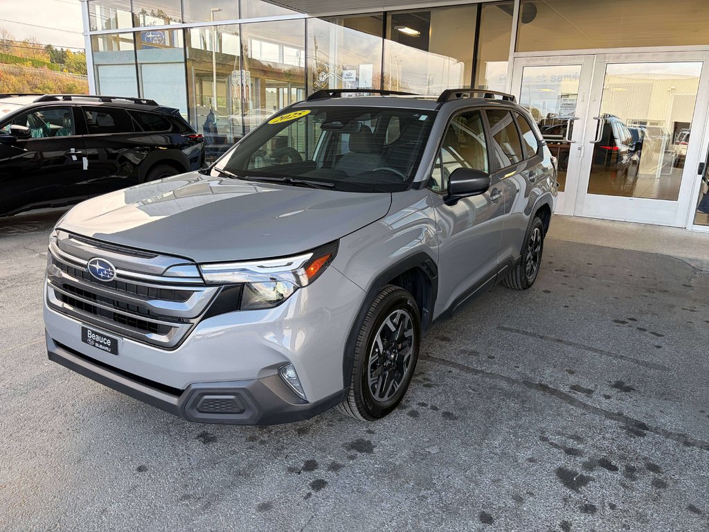 2025 Subaru Forester Touring in Saint-Georges, Quebec - 8 - w1024h768px