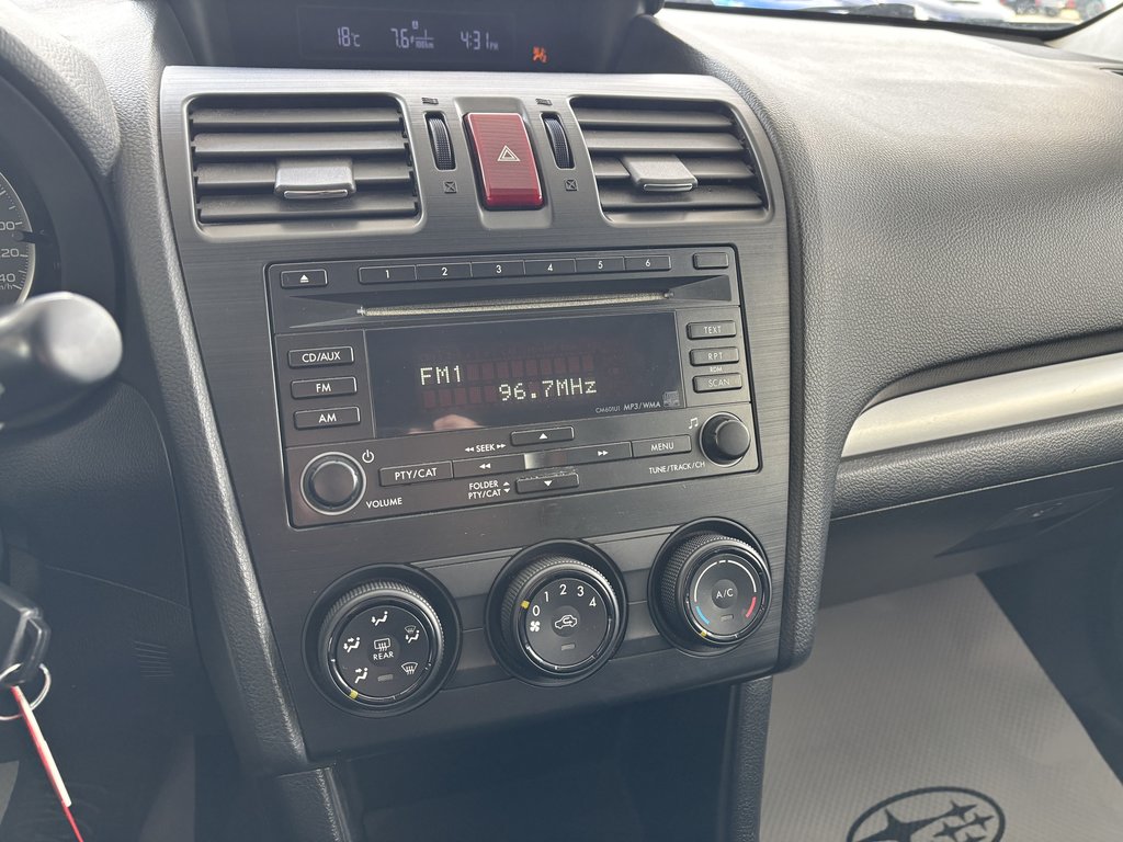 2012 Subaru Impreza 5dr HB Man 2.0i in Saint-Georges, Quebec - 14 - w1024h768px