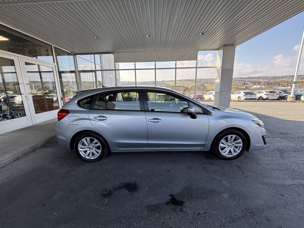 Impreza 5dr HB CVT 2.0i w-Touring Pkg 2015 à Saint-Georges, Québec - 2 - w1024h768px