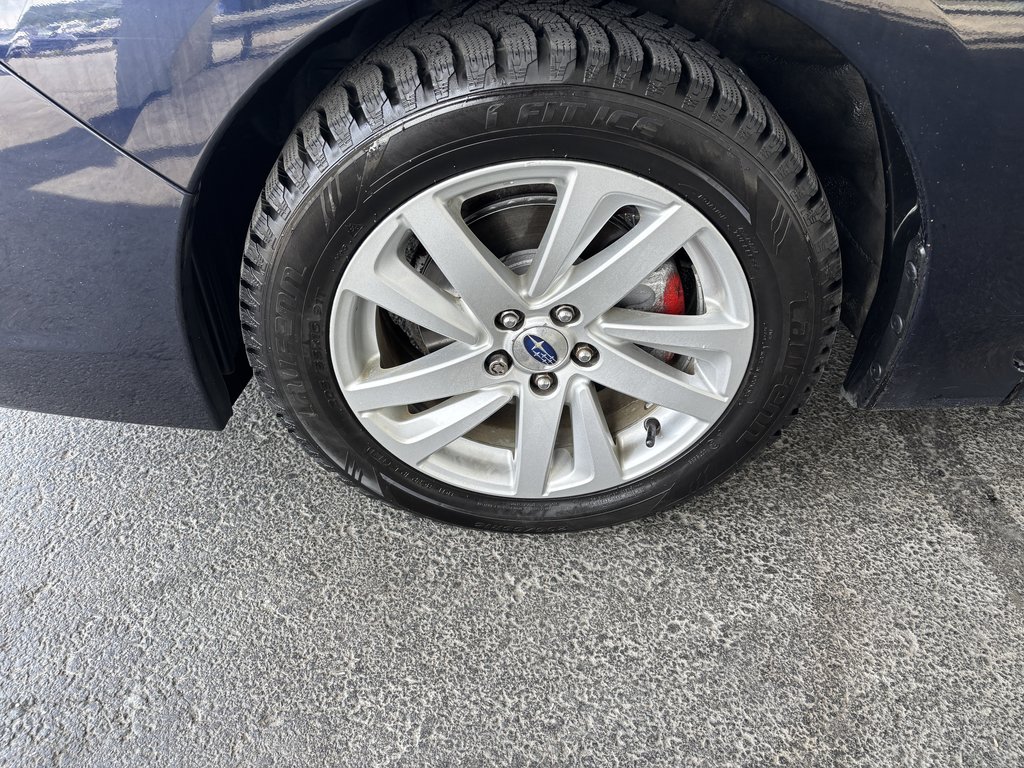 2015 Subaru Impreza 4dr Sdn CVT 2.0i w-Touring Pkg in Saint-Georges, Quebec - 8 - w1024h768px