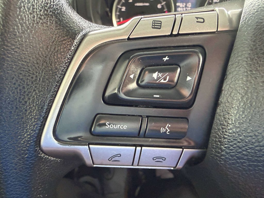 2016 Subaru Impreza 2.0i in Saint-Georges, Quebec - 17 - w1024h768px