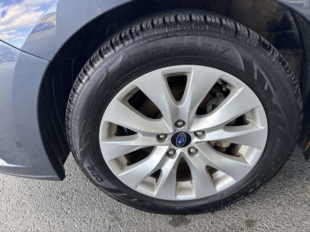 2017 Subaru Legacy 4dr Sdn CVT 2.5i w-Touring Pkg in Saint-Georges, Quebec - 9 - w1024h768px