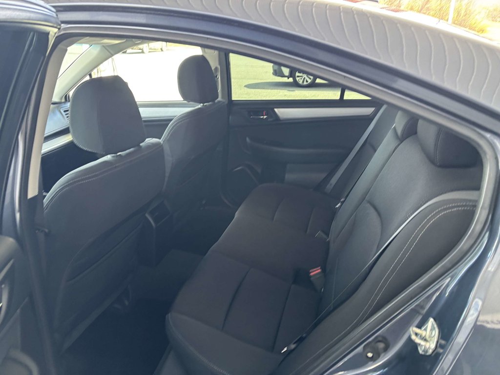 Subaru Legacy 4dr Sdn CVT 2.5i w-Touring Pkg 2017 à Saint-Georges, Québec - 22 - w1024h768px