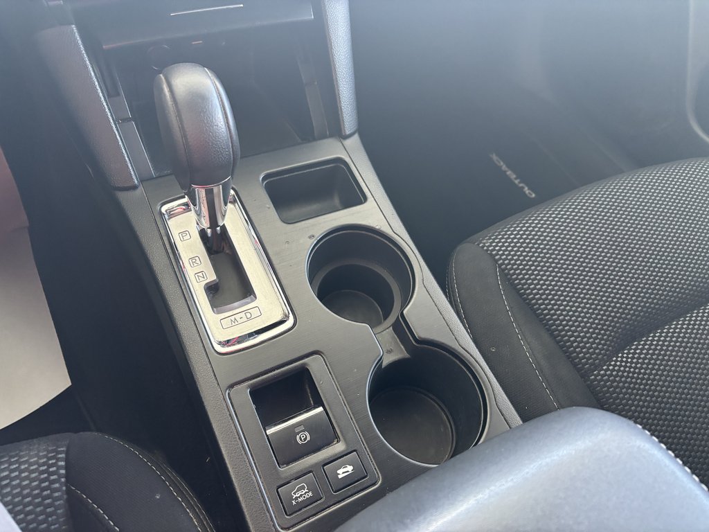 Subaru Outback 5dr Wgn CVT 2.5i 2015 à Saint-Georges, Québec - 17 - w1024h768px