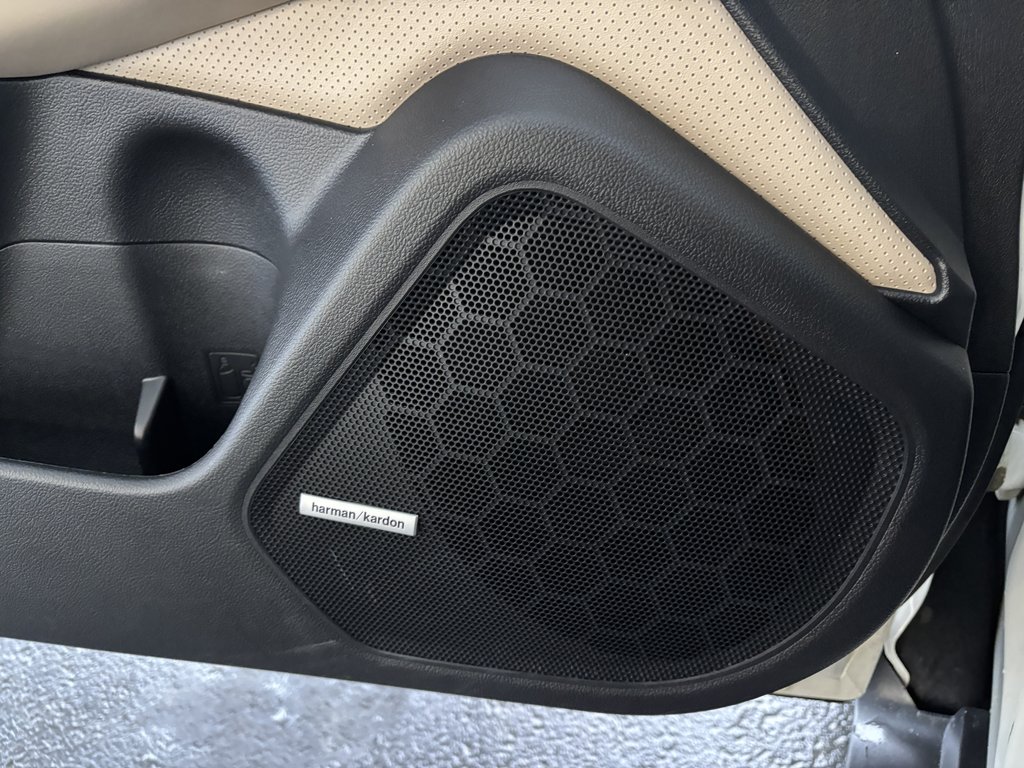 Subaru Outback 5dr Wgn CVT 3.6R w-Limited Pkg 2015 à Saint-Georges, Québec - 20 - w1024h768px