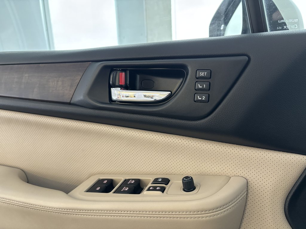 Subaru Outback 5dr Wgn CVT 3.6R w-Limited Pkg 2015 à Saint-Georges, Québec - 19 - w1024h768px