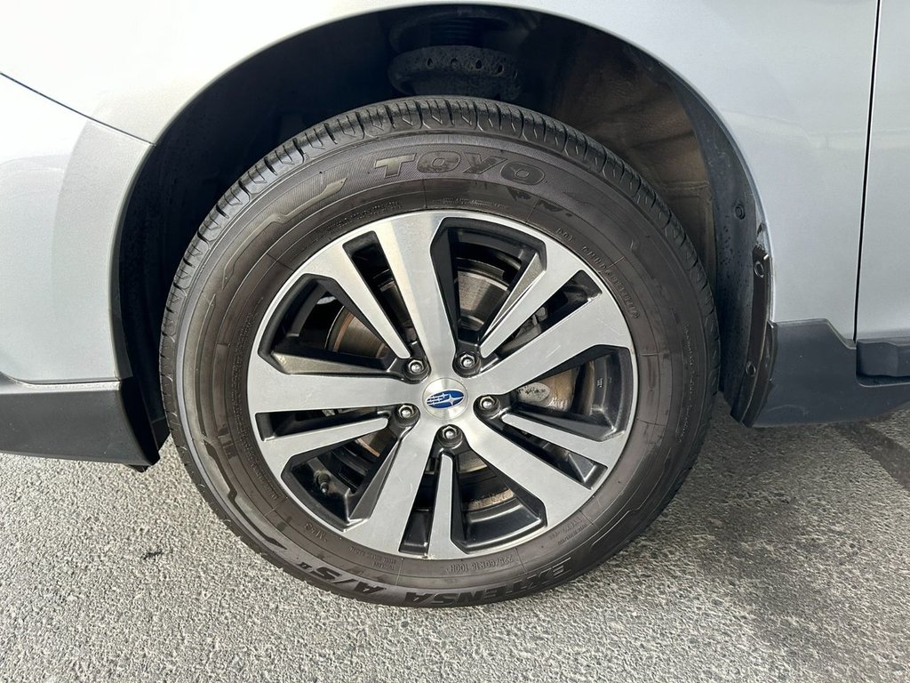 2019  Outback Limited in Saint-Georges, Quebec - 10 - w1024h768px