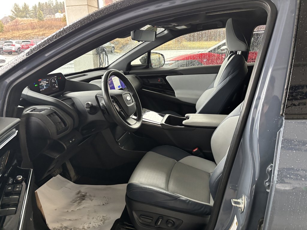 2023 Subaru Solterra AWD w-Technology Package in Saint-Georges, Quebec - 12 - w1024h768px
