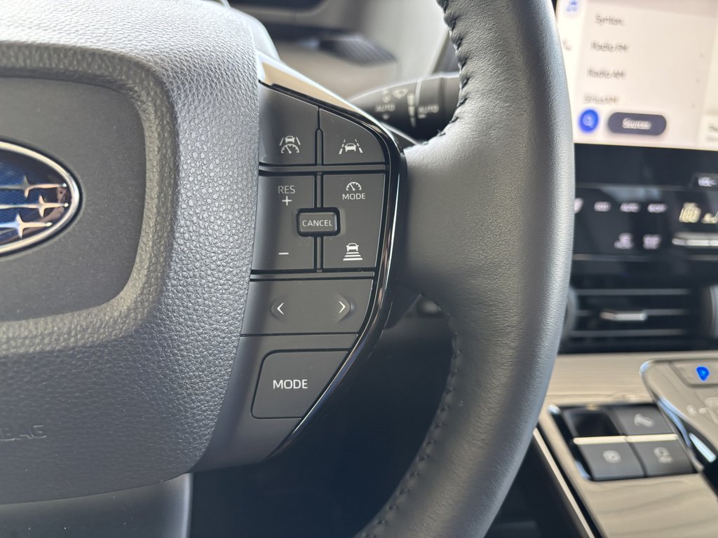 2024 Subaru SOLTERRA AWD w-Luxury Package in Saint-Georges, Quebec - 14 - w1024h768px
