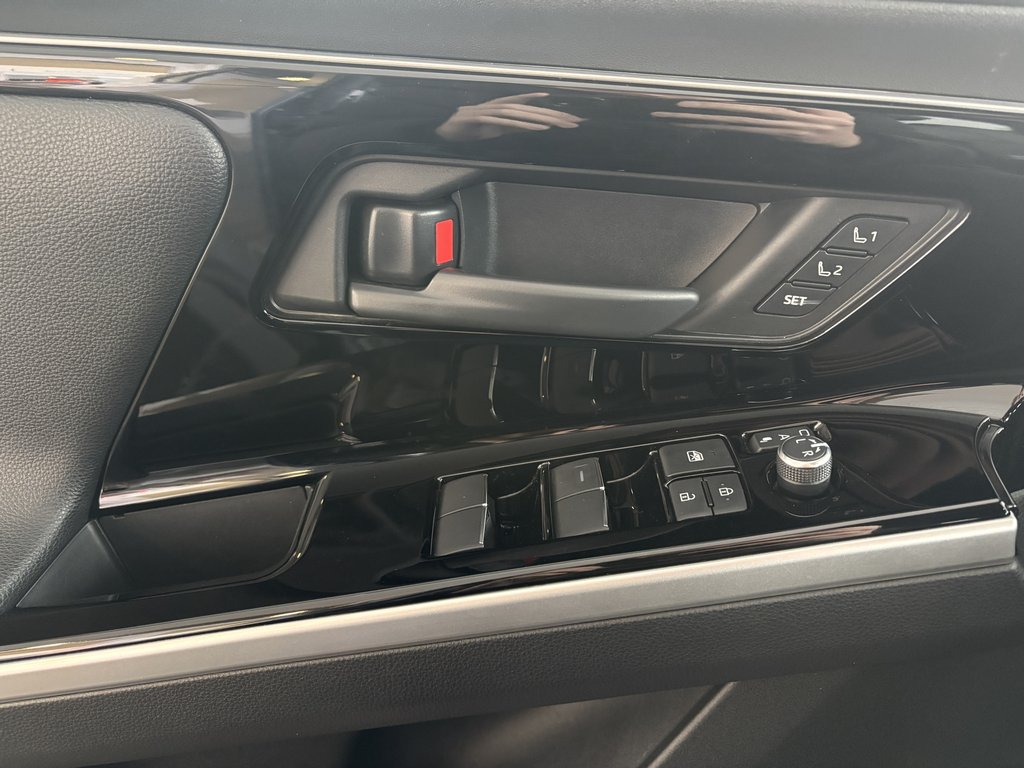 Subaru Solterra AWD w-Luxury Package 2024 à Saint-Georges, Québec - 19 - w1024h768px