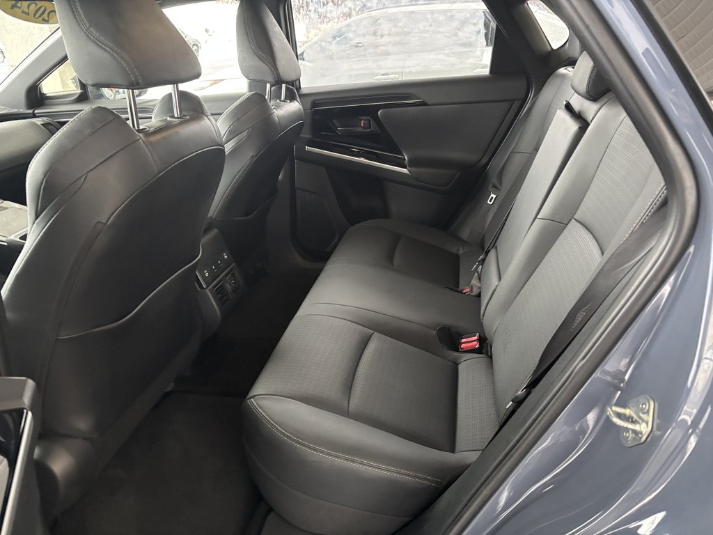 Subaru Solterra AWD w-Luxury Package 2024 à Saint-Georges, Québec - 23 - w1024h768px