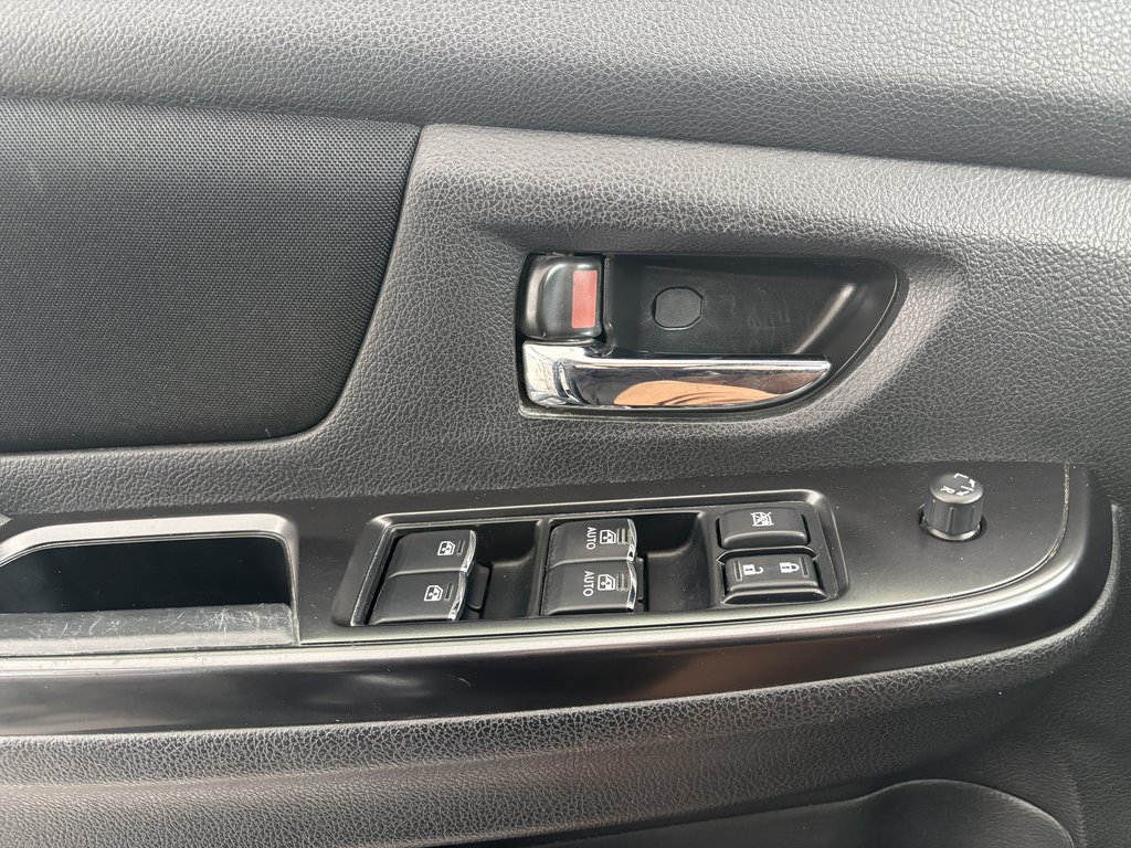 Subaru WRX Manual 2019 à Saint-Georges, Québec - 18 - w1024h768px
