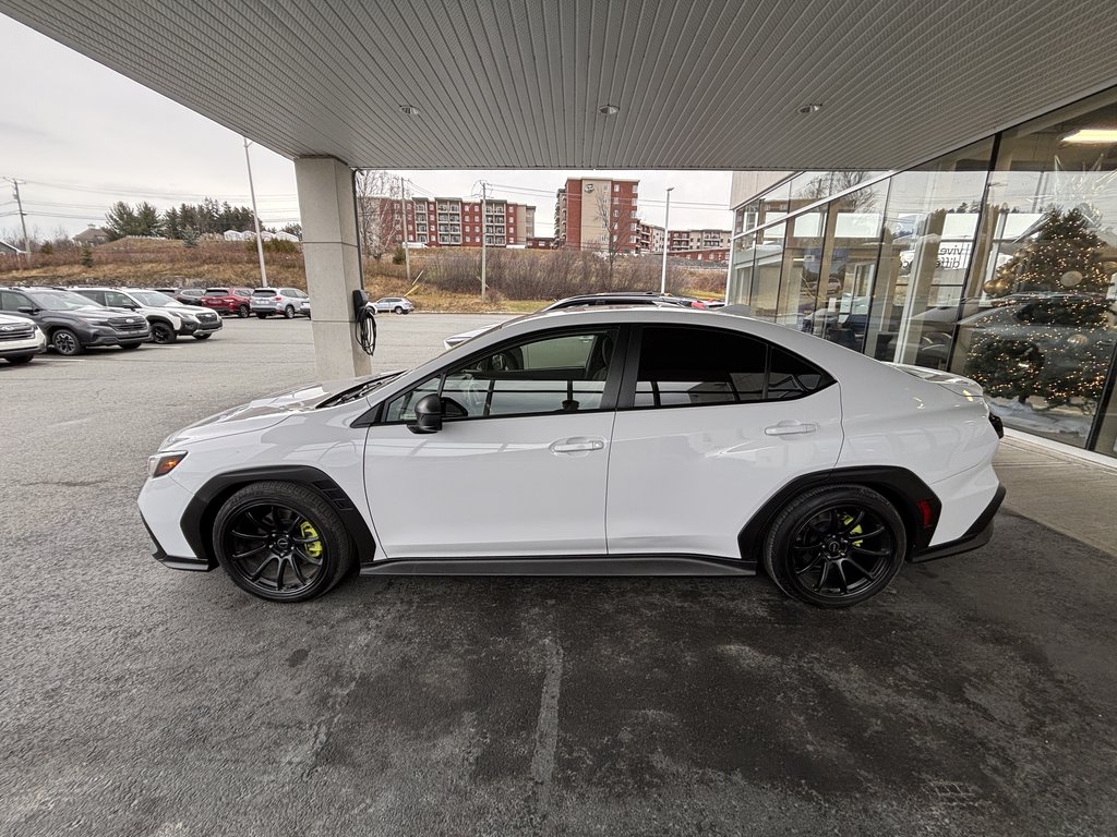 2022  WRX Manual in Saint-Georges, Quebec - 6 - w1024h768px