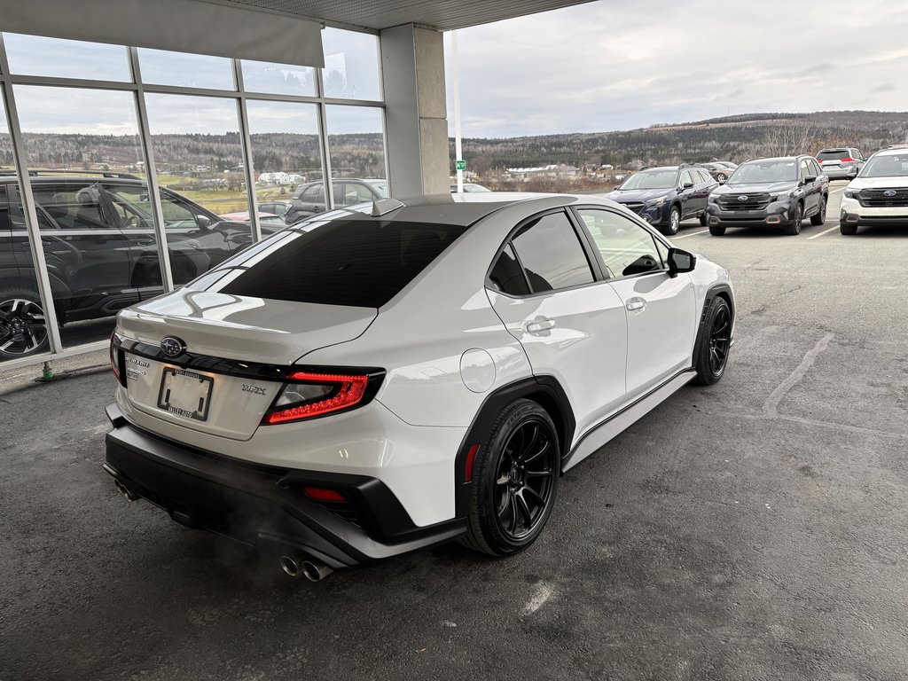 2022  WRX Manual in Saint-Georges, Quebec - 3 - w1024h768px