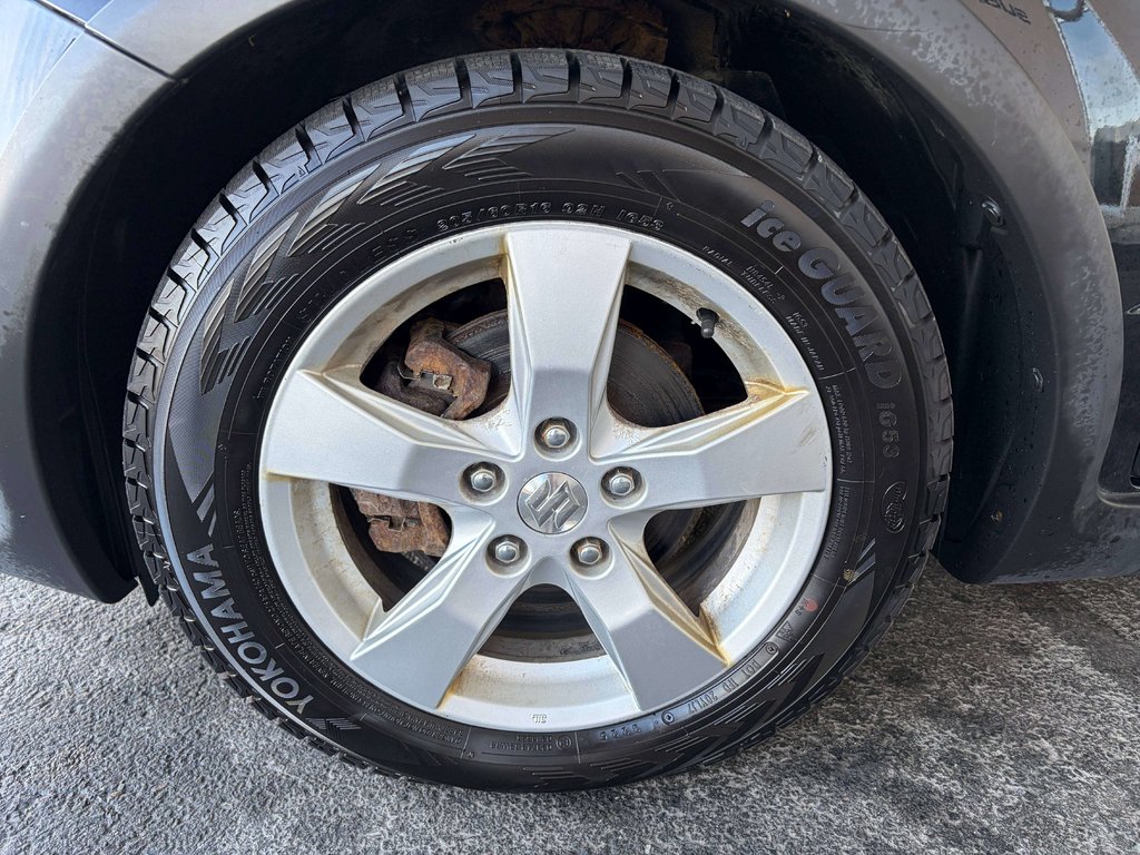 2011 Suzuki SX4 JX in Saint-Georges, Quebec - 9 - w1024h768px