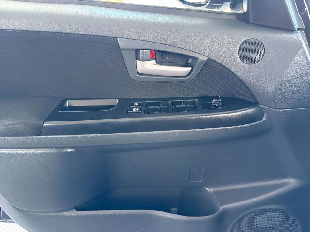 2011 Suzuki SX4 JX in Saint-Georges, Quebec - 17 - w1024h768px