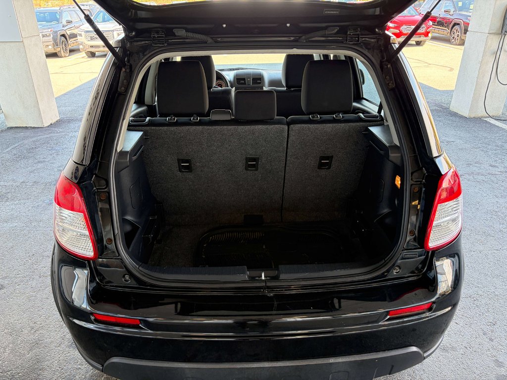 2011 Suzuki SX4 JX in Saint-Georges, Quebec - 19 - w1024h768px