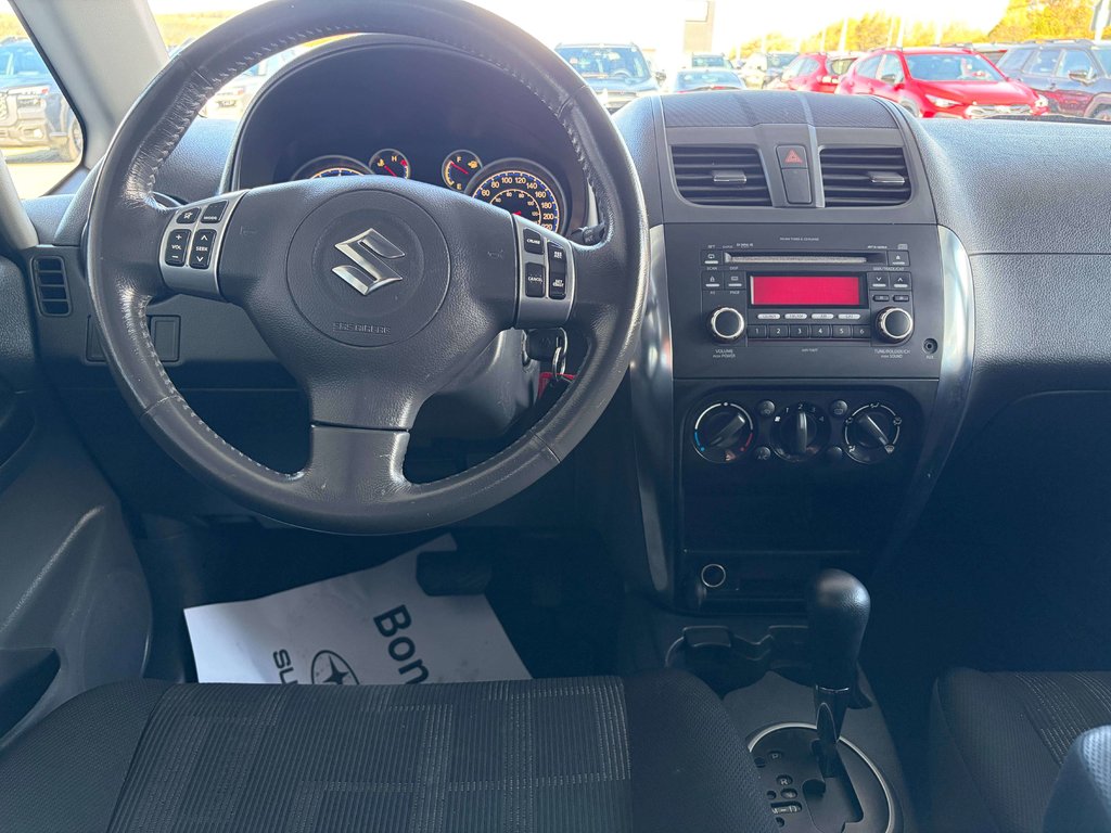 2011 Suzuki SX4 JX in Saint-Georges, Quebec - 11 - w1024h768px