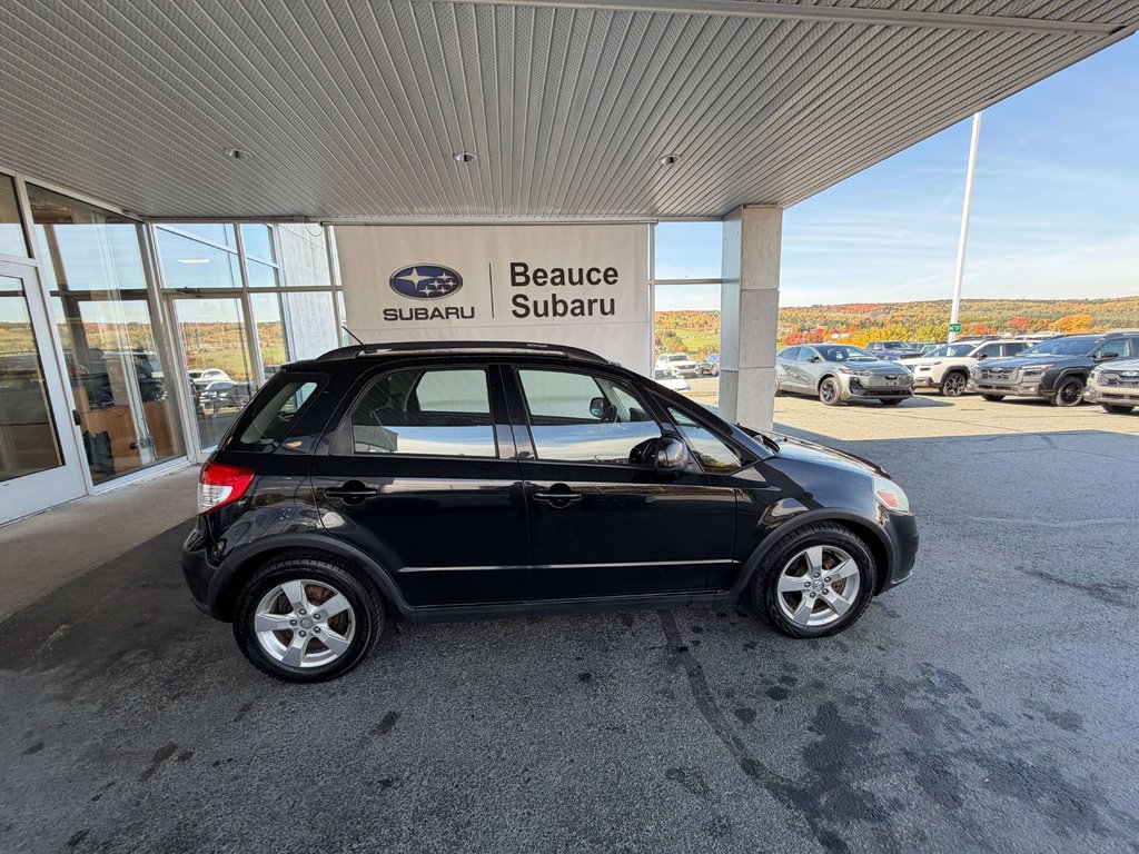 2011 Suzuki SX4 JX in Saint-Georges, Quebec - 2 - w1024h768px