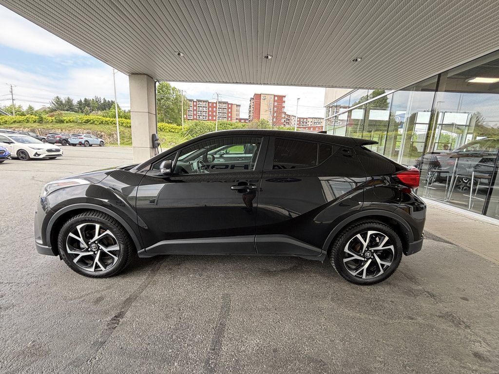 Toyota C-HR FWD XLE 2018 à Saint-Georges, Québec - 6 - w1024h768px