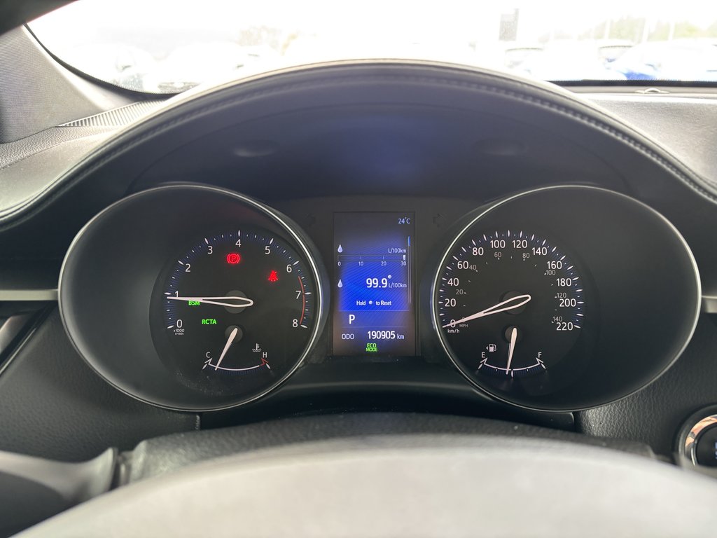 Toyota C-HR FWD XLE 2018 à Saint-Georges, Québec - 11 - w1024h768px