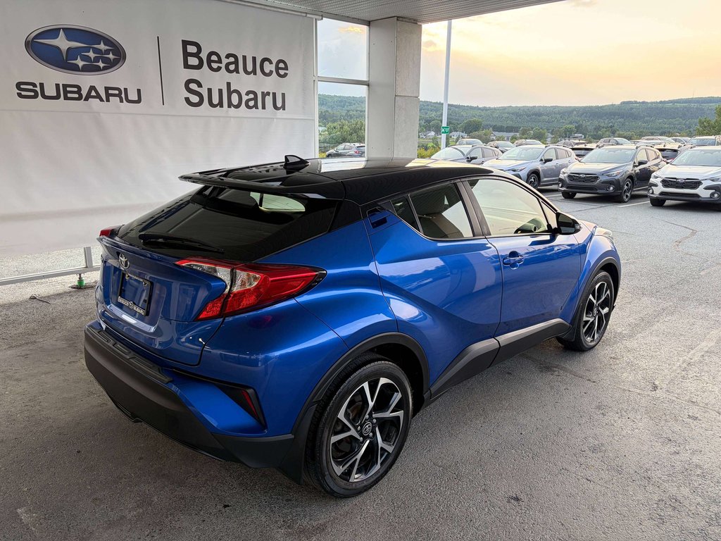 2021 Toyota C-HR XLE Premium in Saint-Georges, Quebec - 3 - w1024h768px