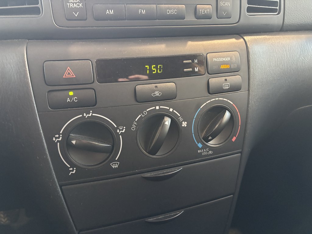 2008 Toyota Corolla 4dr Sdn Man Sport in Saint-Georges, Quebec - 15 - w1024h768px