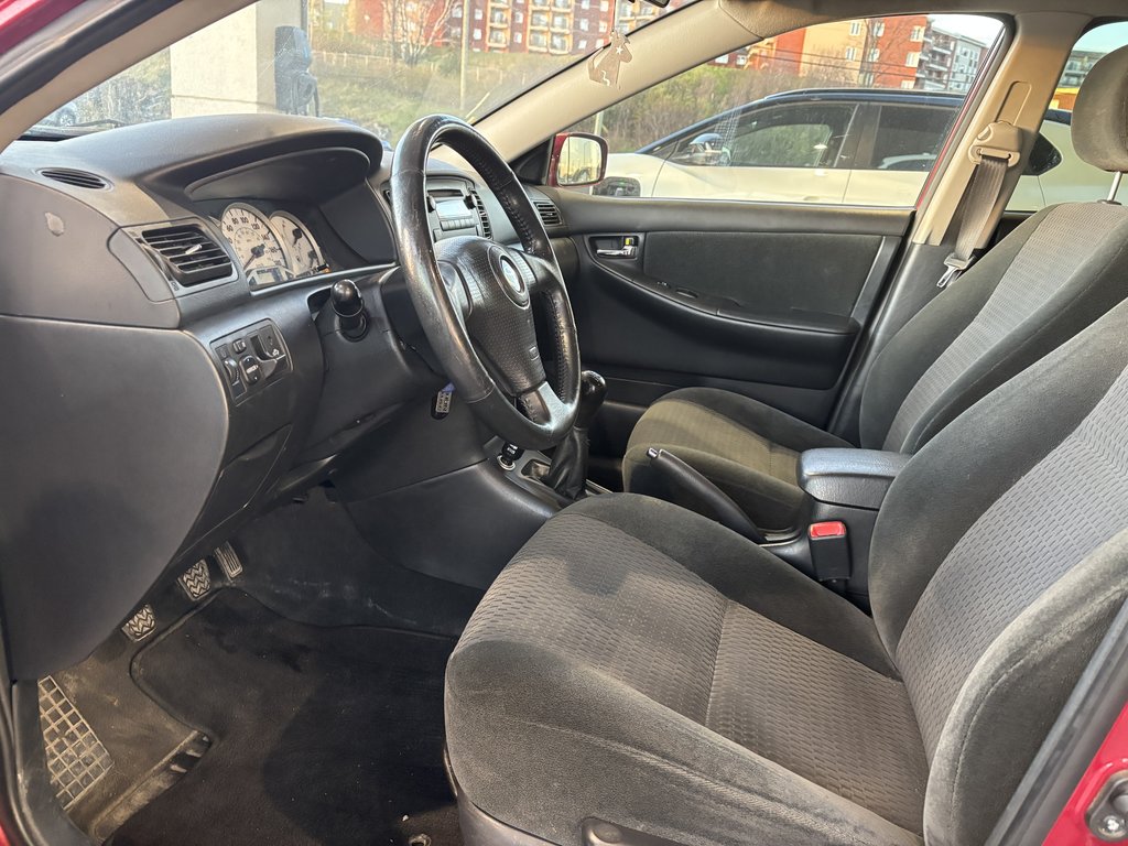 2008 Toyota Corolla 4dr Sdn Man Sport in Saint-Georges, Quebec - 11 - w1024h768px