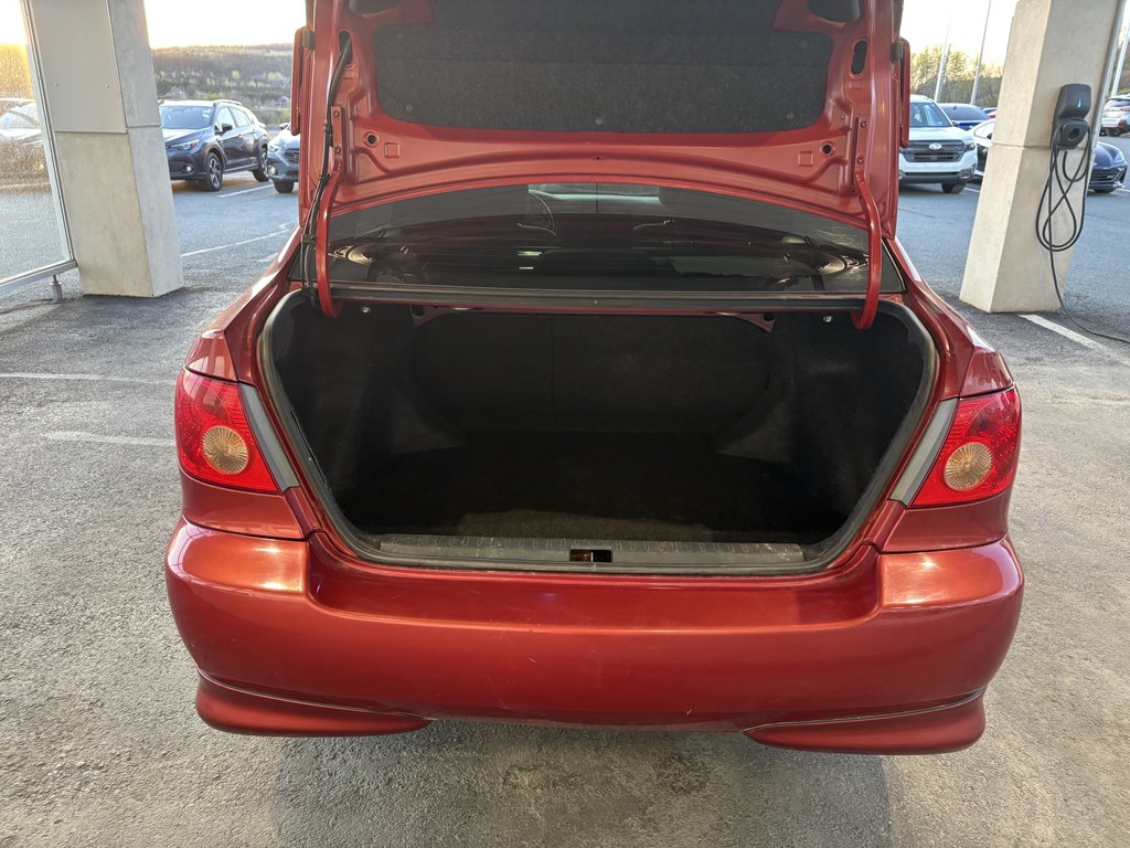 2008 Toyota Corolla 4dr Sdn Man Sport in Saint-Georges, Quebec - 18 - w1024h768px