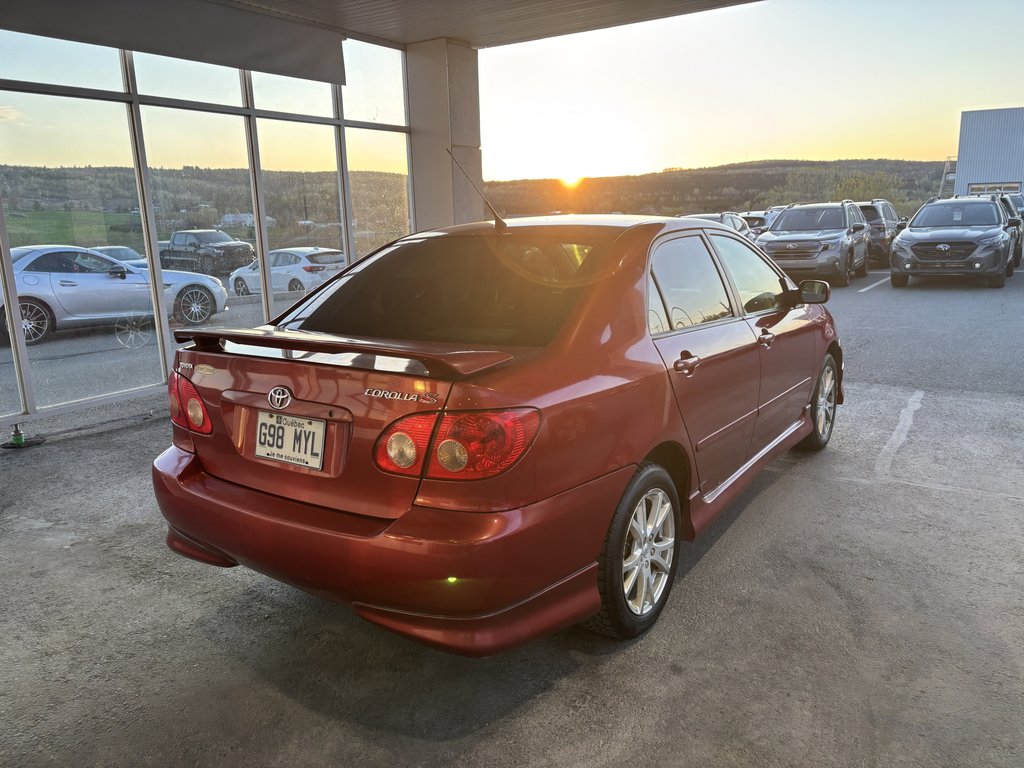 2008 Toyota Corolla 4dr Sdn Man Sport in Saint-Georges, Quebec - 3 - w1024h768px