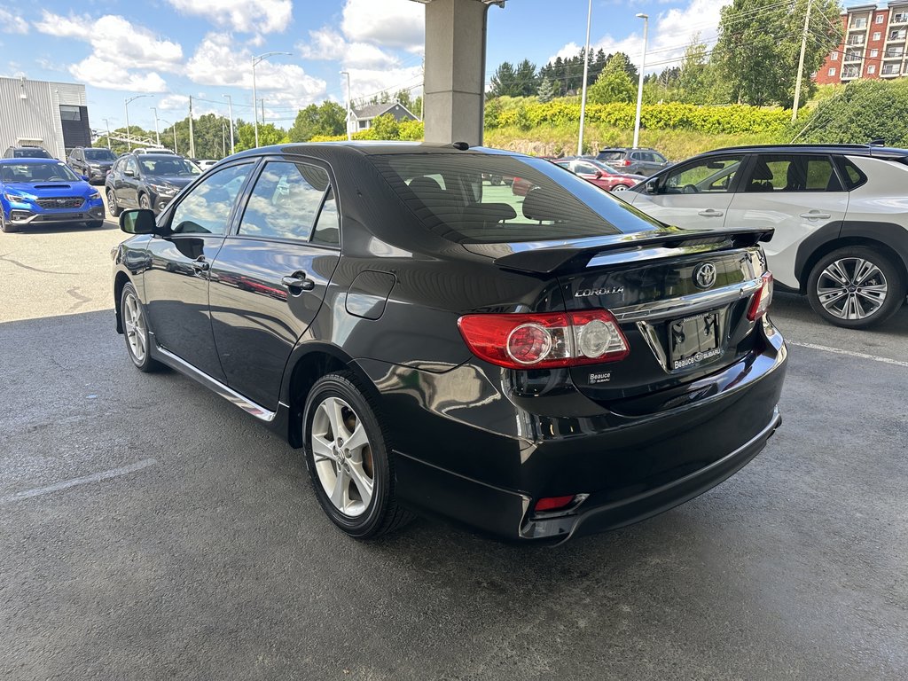 2011 Toyota Corolla 4dr Sdn Auto S in Saint-Georges, Quebec - 5 - w1024h768px