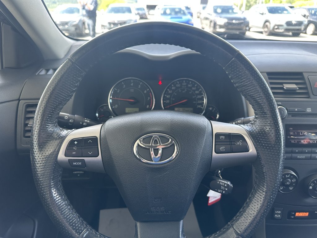 2011 Toyota Corolla 4dr Sdn Auto S in Saint-Georges, Quebec - 14 - w1024h768px