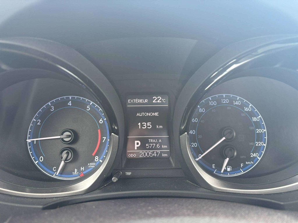 Toyota Corolla S 2015 à Saint-Georges, Québec - 10 - w1024h768px