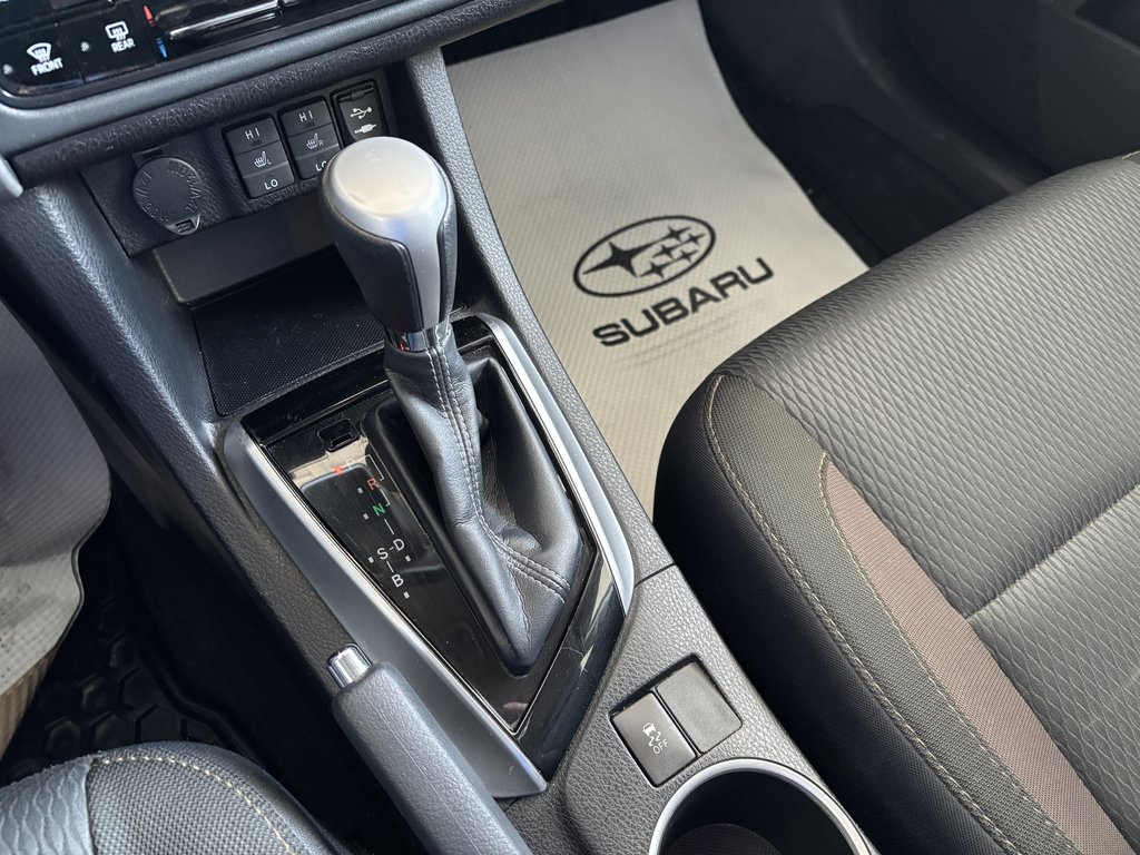 Toyota Corolla 4dr Sdn CVT LE 2017 à Saint-Georges, Québec - 20 - w1024h768px