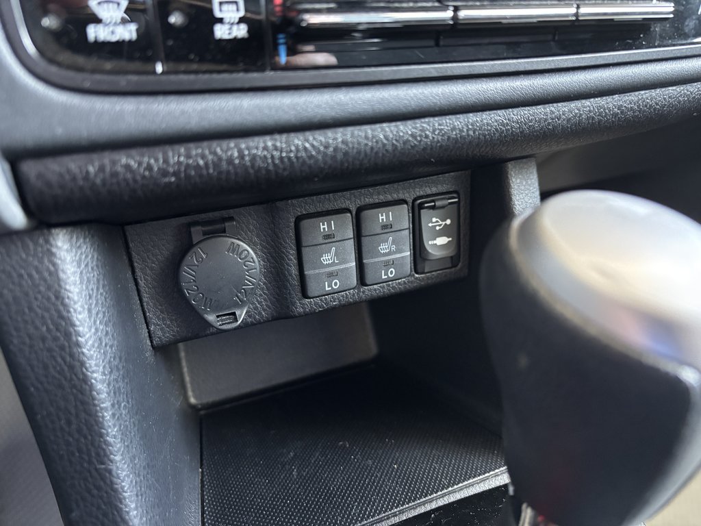 Toyota Corolla 4dr Sdn CVT LE 2017 à Saint-Georges, Québec - 19 - w1024h768px
