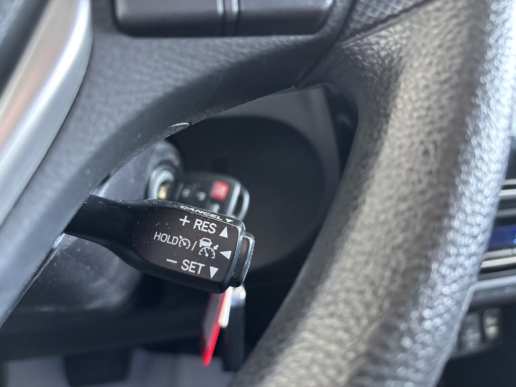 Toyota Corolla 4dr Sdn CVT LE 2017 à Saint-Georges, Québec - 14 - w1024h768px