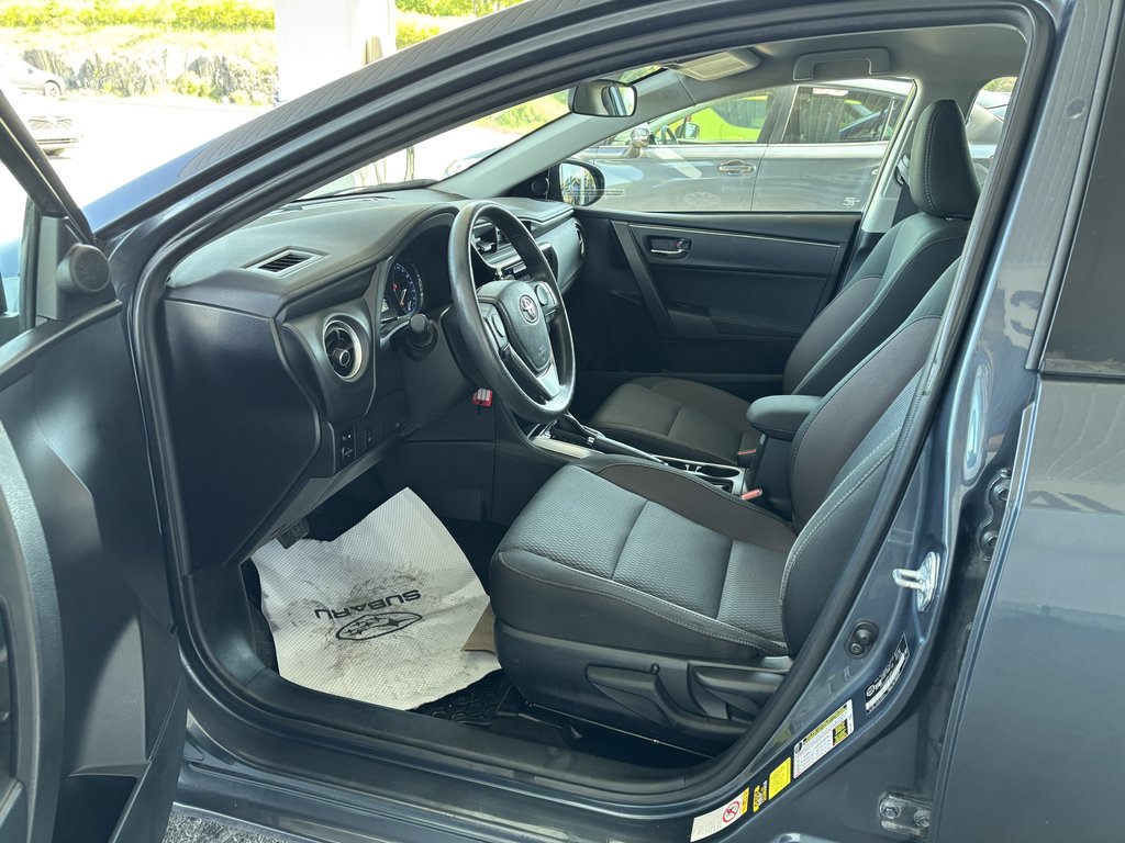 Toyota Corolla 4dr Sdn CVT LE 2017 à Saint-Georges, Québec - 11 - w1024h768px