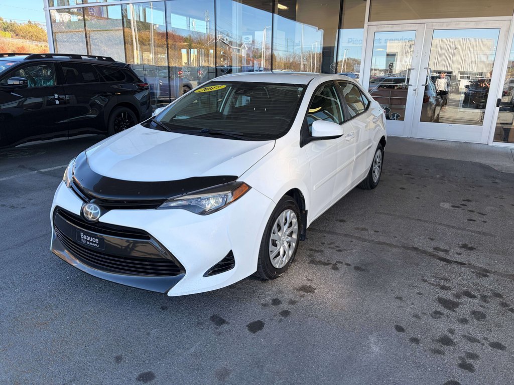 2017 Toyota Corolla LE in Saint-Georges, Quebec - 7 - w1024h768px