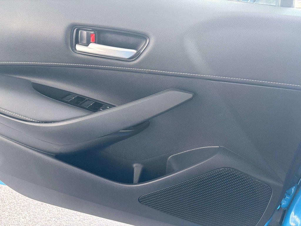 2019 Toyota Corolla in Saint-Georges, Quebec - 17 - w1024h768px