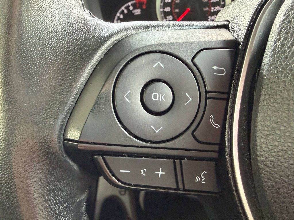 2022 Toyota Corolla in Saint-Georges, Quebec - 16 - w1024h768px
